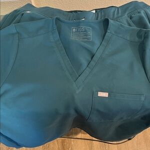 Figs Ocean Blue Scrub set